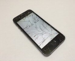 iPhone５sガラス割れ修理前