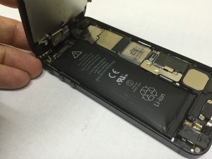 iPhone５バッテリー修理